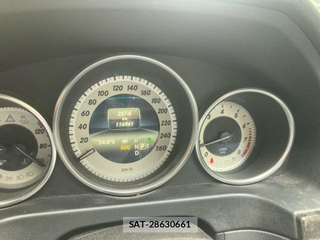 Mercedes Benz E-CLASS 2014-09 8685933-20