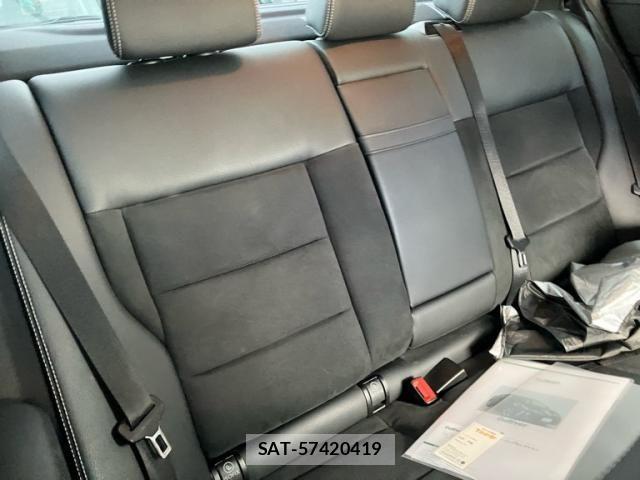 Mercedes Benz E-CLASS 2015-06 8743852-11