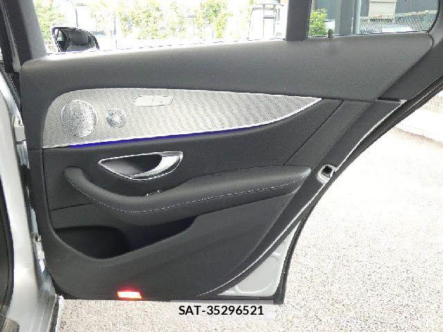 Mercedes Benz E-CLASS 2018-12 8743850-22