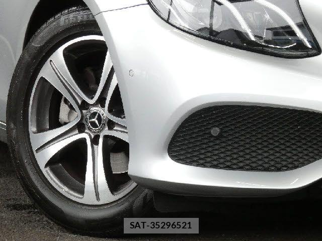 Mercedes Benz E-CLASS 2018-12 8743850-7