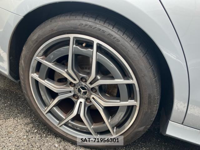 Mercedes Benz E-CLASS 2022-12 8830251-7