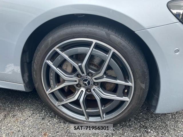 Mercedes Benz E-CLASS 2022-12 8830251-8