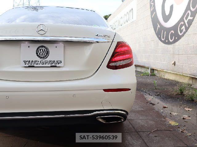 Mercedes Benz E-CLASS 2017-08 8849763-14