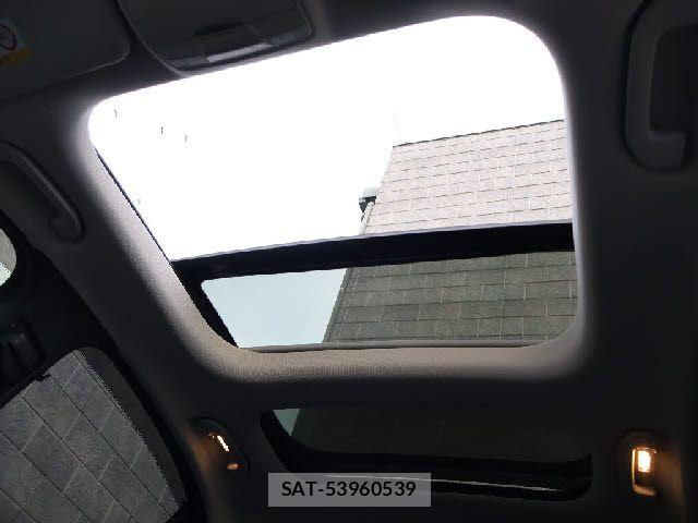 Mercedes Benz E-CLASS 2017-08 8849763-16