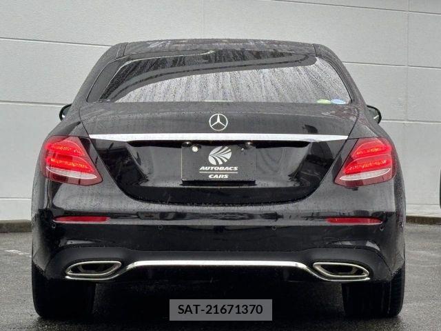 Mercedes Benz E-CLASS 2018-06 8871424-22