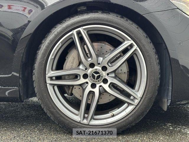 Mercedes Benz E-CLASS 2018-06 8871424-26