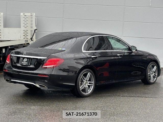 Mercedes Benz E-CLASS 2018-06 8871424-2