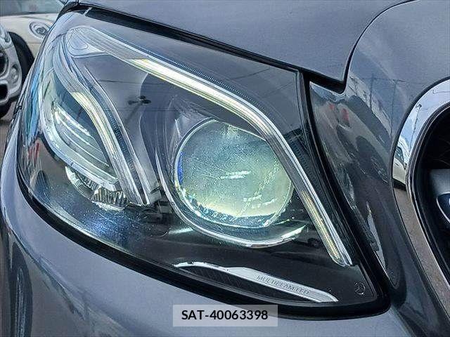 Mercedes Benz E-CLASS 2016-08 8880722-10