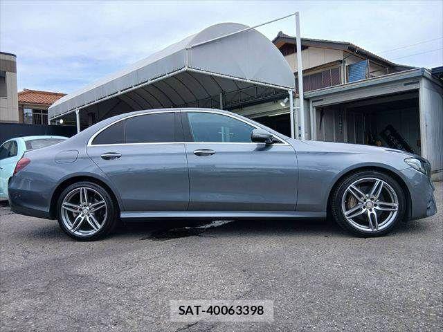 Mercedes Benz E-CLASS 2016-08 8880722-15