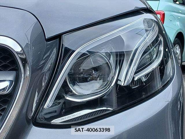 Mercedes Benz E-CLASS 2016-08 8880722-21