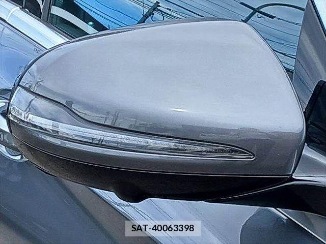 Mercedes Benz E-CLASS 2016-08 8880722-22