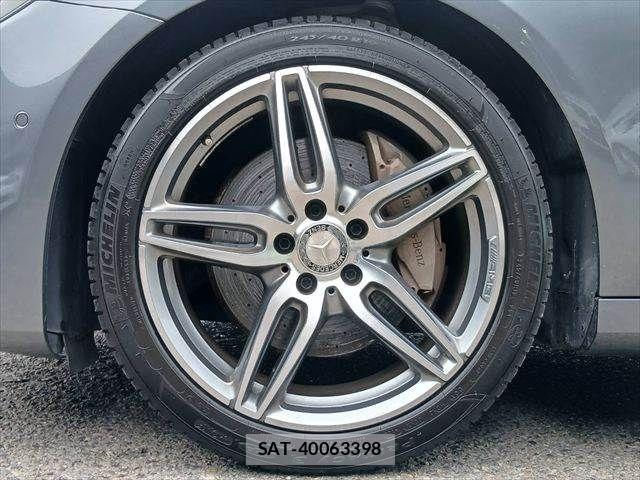 Mercedes Benz E-CLASS 2016-08 8880722-24
