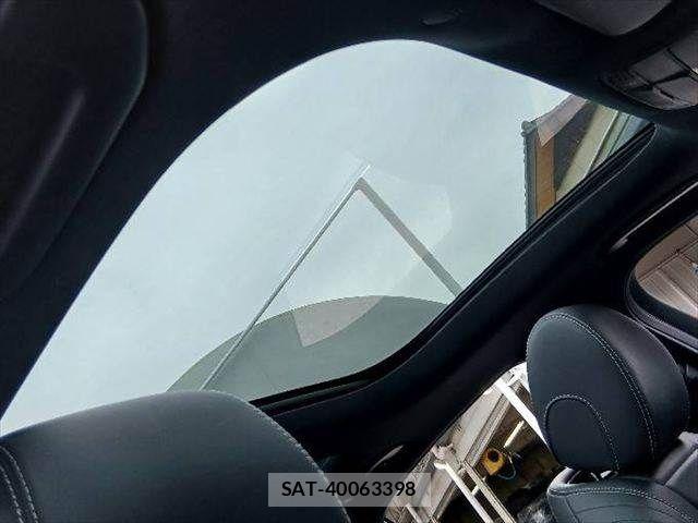 Mercedes Benz E-CLASS 2016-08 8880722-3