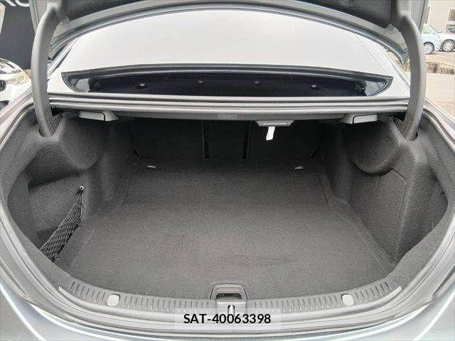 Mercedes Benz E-CLASS 2016-08 8880722-8
