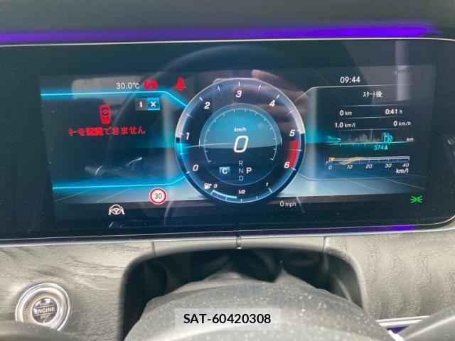 Mercedes Benz E-CLASS 2017-12 8880726-17