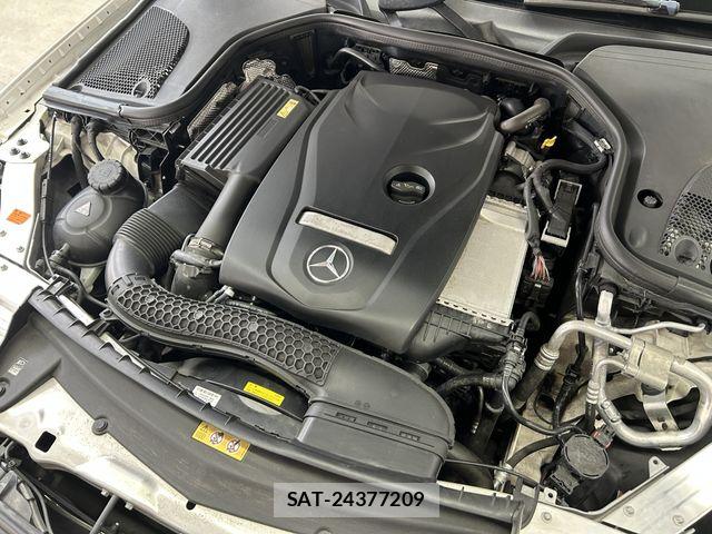 Mercedes Benz E-CLASS 2016-08 8880723-16