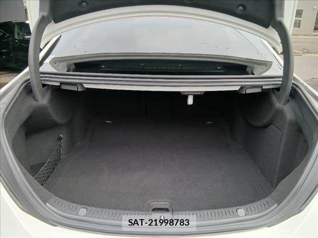 Mercedes Benz E-CLASS 2016-08 8880724-9