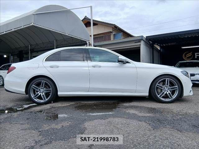 Mercedes Benz E-CLASS 2016-08 8880724-15