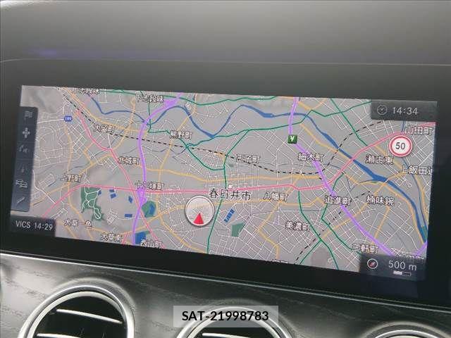 Mercedes Benz E-CLASS 2016-08 8880724-4