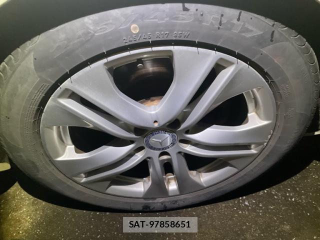 Mercedes Benz E-CLASS 2011-11 8880729-7