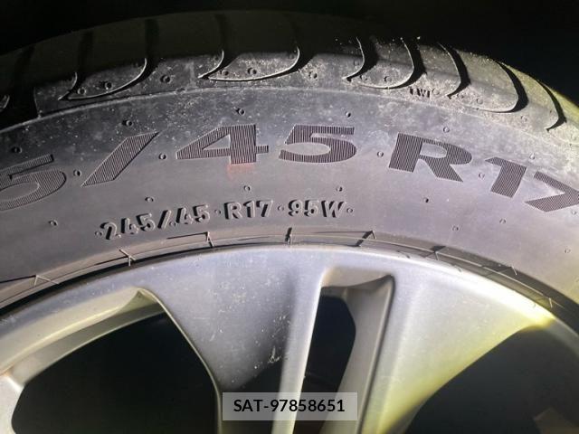 Mercedes Benz E-CLASS 2011-11 8880729-8