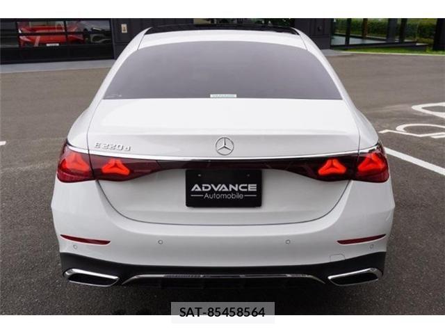 Mercedes Benz E-CLASS 2024-01 8880720-10