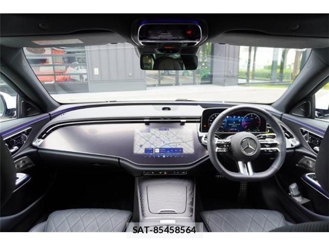 Mercedes Benz E-CLASS 2024-01 8880720-1