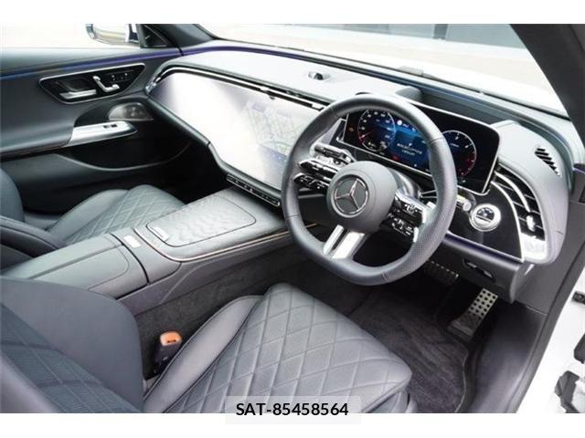 Mercedes Benz E-CLASS 2024-01 8880720-25
