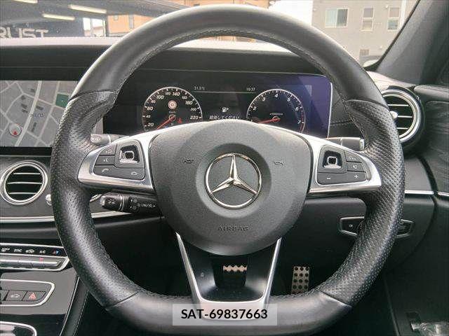 Mercedes Benz E-CLASS 2016-09 8880721-9