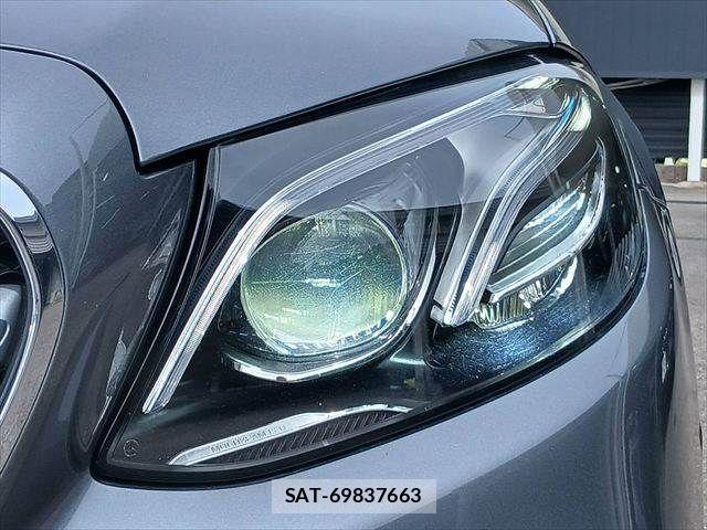 Mercedes Benz E-CLASS 2016-09 8880721-11