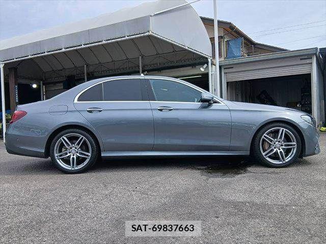 Mercedes Benz E-CLASS 2016-09 8880721-15