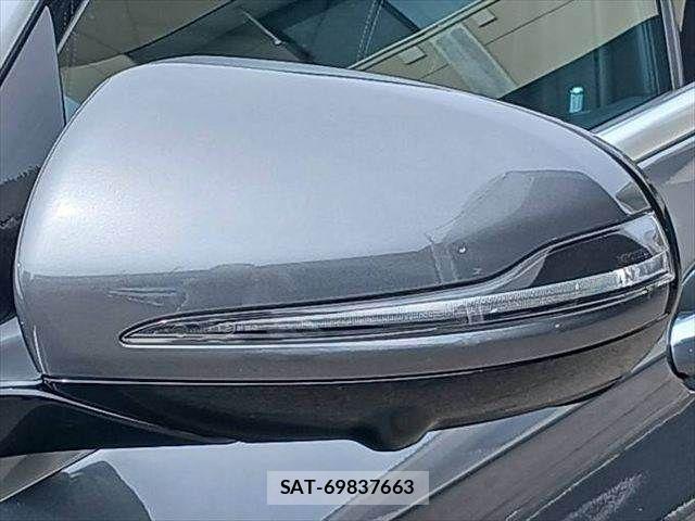 Mercedes Benz E-CLASS 2016-09 8880721-23