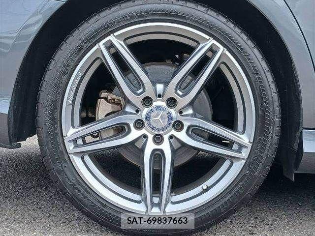Mercedes Benz E-CLASS 2016-09 8880721-26