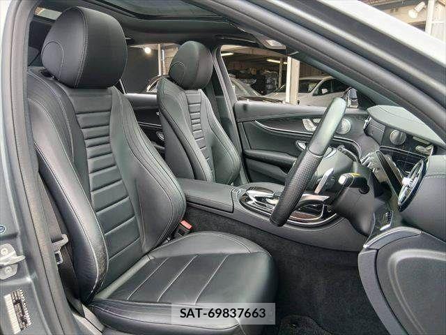 Mercedes Benz E-CLASS 2016-09 8880721-6