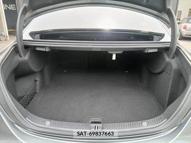 Mercedes Benz E-CLASS 2016-09 8880721-8