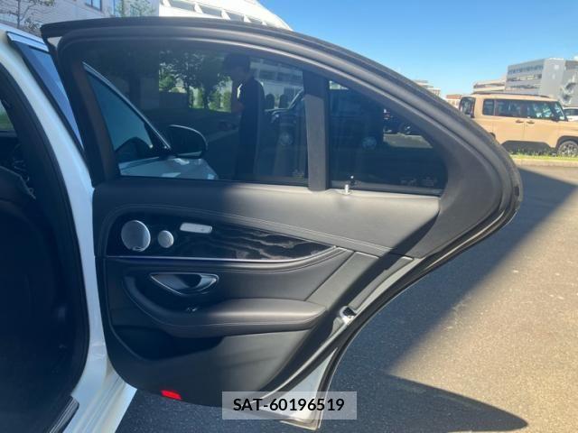 Mercedes Benz E-CLASS 2018-03 8883897-10