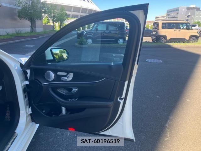 Mercedes Benz E-CLASS 2018-03 8883897-12
