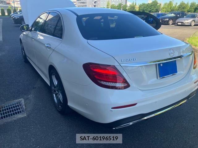 Mercedes Benz E-CLASS 2018-03 8883897-3