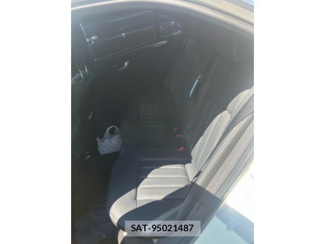 Mercedes Benz E-CLASS 2013-08 7562417-9