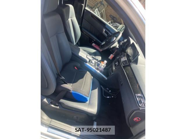 Mercedes Benz E-CLASS 2013-08 7562417-13