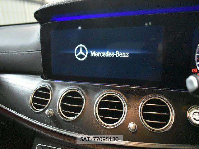 Mercedes Benz E-CLASS 2018-06 6272238-9
