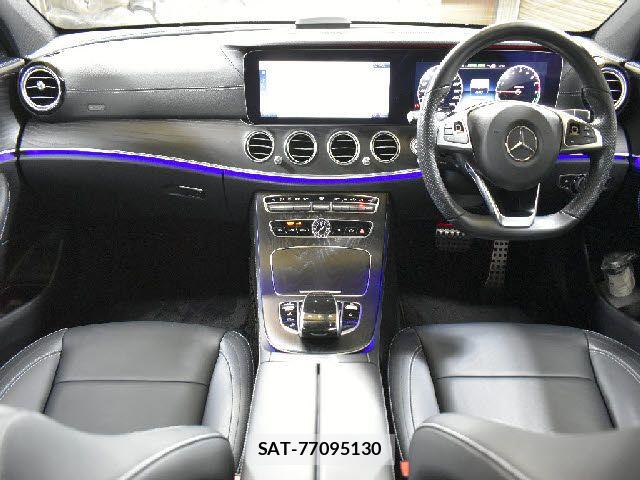 Mercedes Benz E-CLASS 2018-06 6272238-1