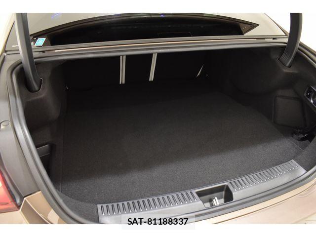 Mercedes Benz E-CLASS 2025-06 7725537-20