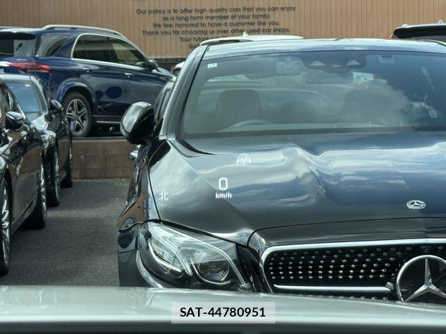 Mercedes Benz E-CLASS 2017-09 8315391-24
