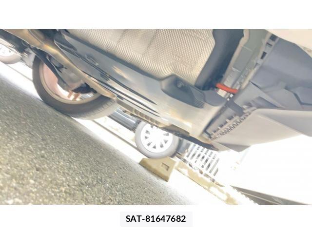 Mercedes Benz E-CLASS 2018-06 8660187-10