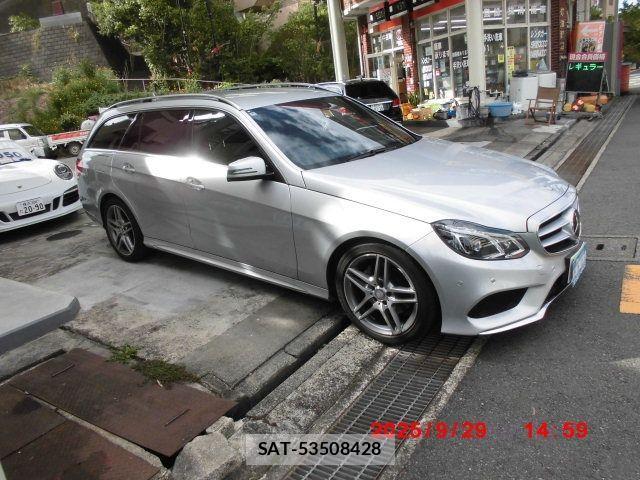 Mercedes Benz E-CLASS 2013-09 1347126-4