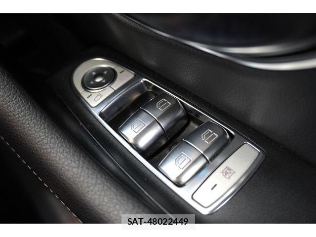 Mercedes Benz E-CLASS 2021-09 2100065-15