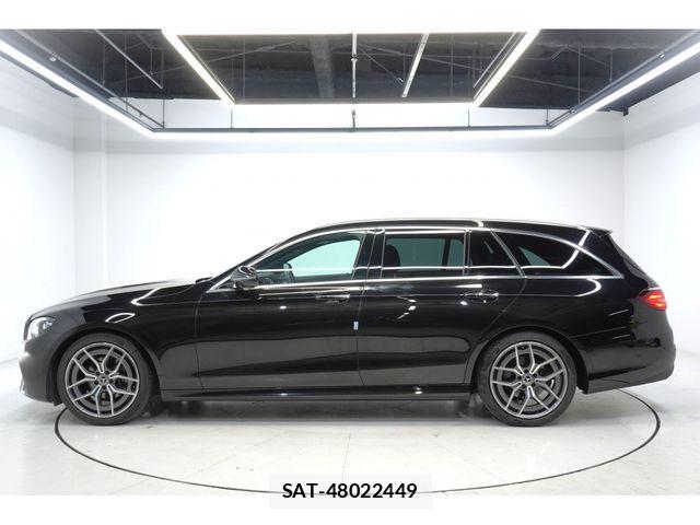 Mercedes Benz E-CLASS 2021-09 2100065-7