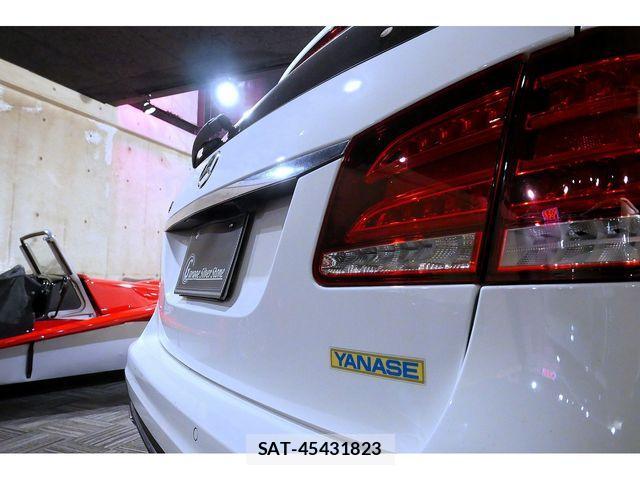 Mercedes Benz E-CLASS 2013-11 2669981-7