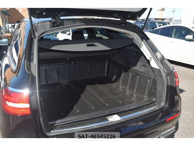 Mercedes Benz E-CLASS 2017-03 4326876-16